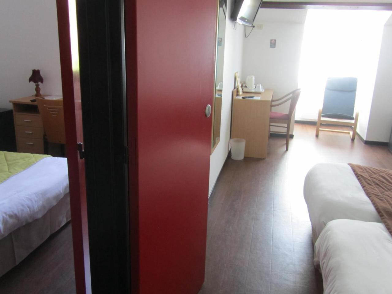 Hotel Le Saint Joseph Bagian luar foto