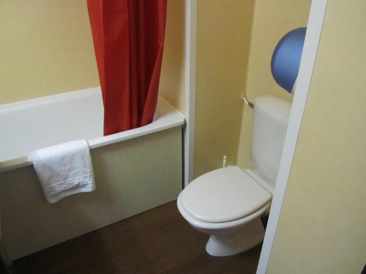 Hotel Le Saint Joseph Bagian luar foto