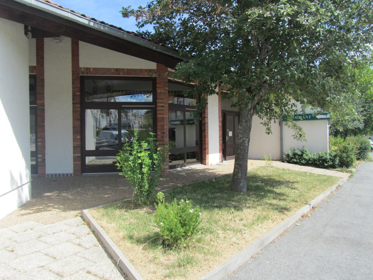Hotel Le Saint Joseph Bagian luar foto