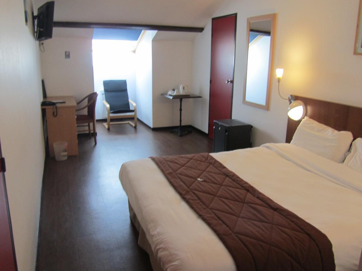 Hotel Le Saint Joseph Bagian luar foto